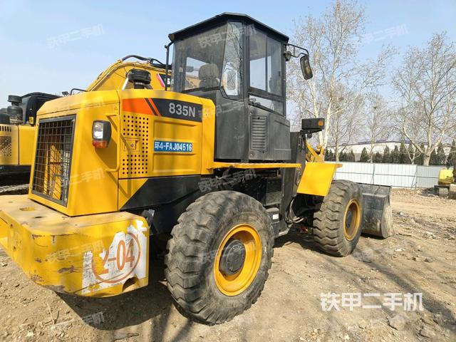 整機(jī)右后45°(整機(jī)外觀及大件) 整機(jī)右后45°(整機(jī)外觀及大件)