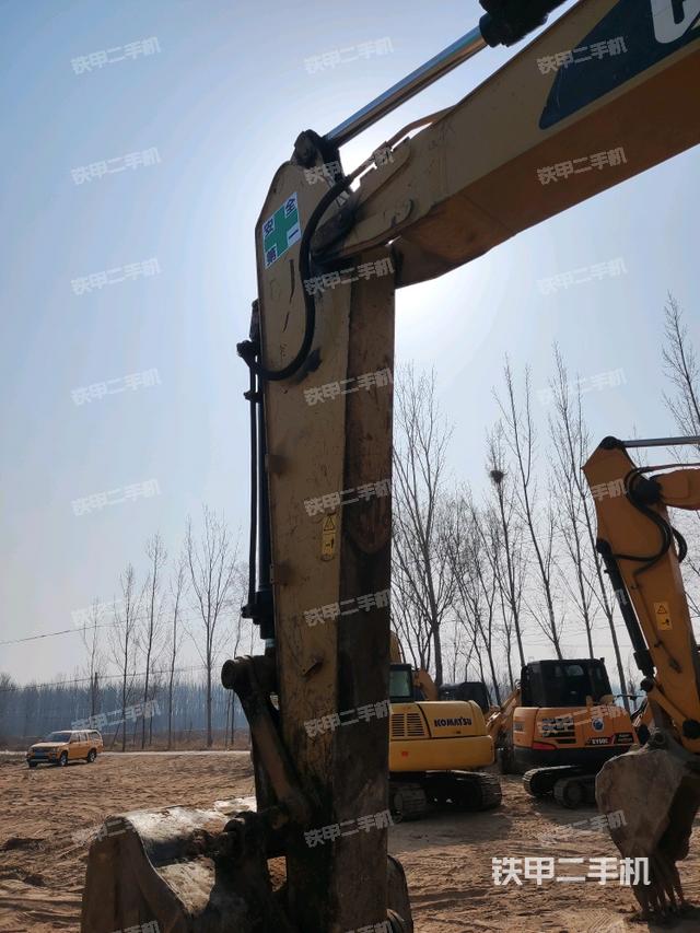 大臂整體?右側(cè)（工作和回轉(zhuǎn)裝置）