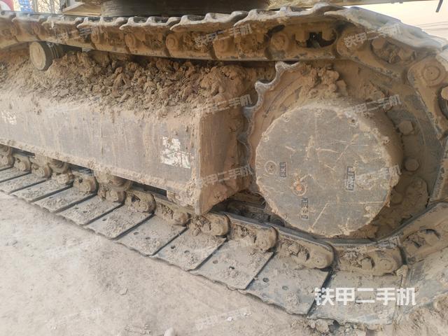 右側(cè)履帶整體?（行走機構）