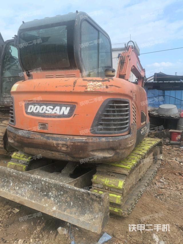 右后45（整機外觀）