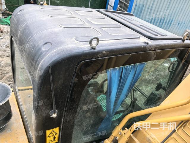 駕駛室頂部俯視(上車部件) 駕駛室頂部俯視(上車部件)