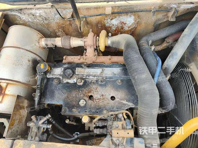 發(fā)動(dòng)機(jī)整體俯視（整機(jī)外觀）