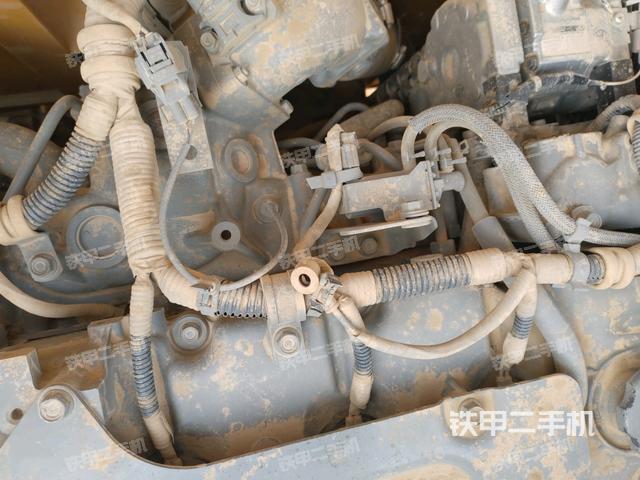 氣門室蓋螺絲特寫(上車部件) 氣門室蓋螺絲特寫(上車部件)