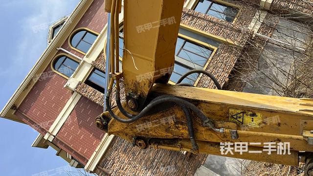 小臂整體左后（工作和回轉(zhuǎn)裝置）