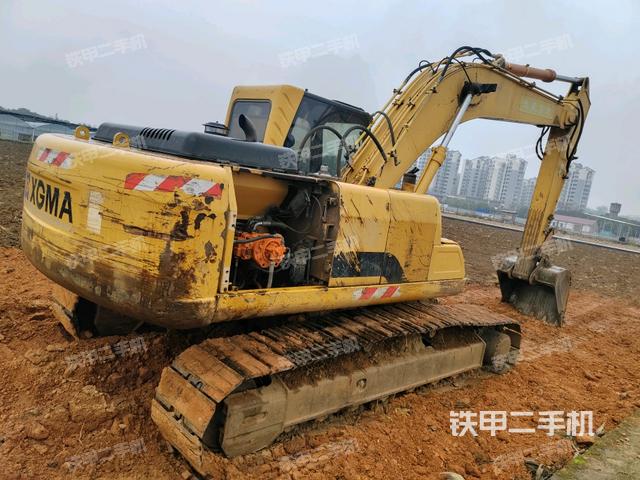 右前45(整機(jī)外觀) 右前45(整機(jī)外觀)