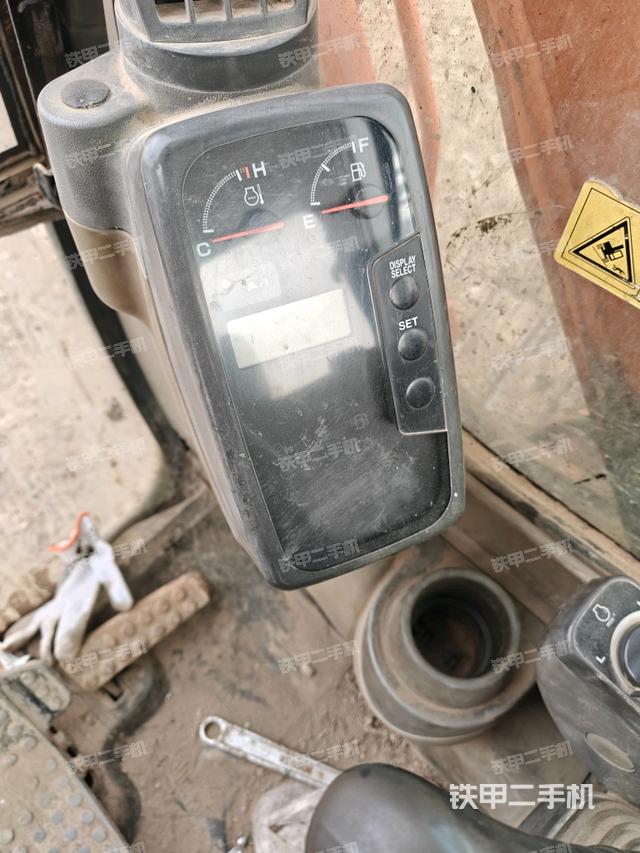 顯示屏?(駕駛室部分) 顯示屏?(駕駛室部分)