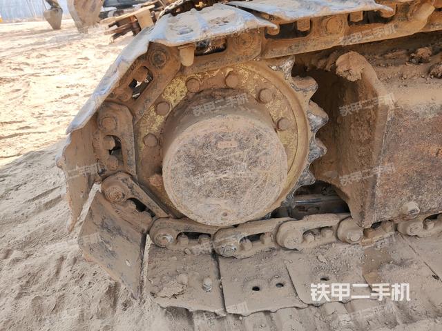 右驅(qū)動(dòng)輪(行走機(jī)構(gòu)) 右驅(qū)動(dòng)輪(行走機(jī)構(gòu))