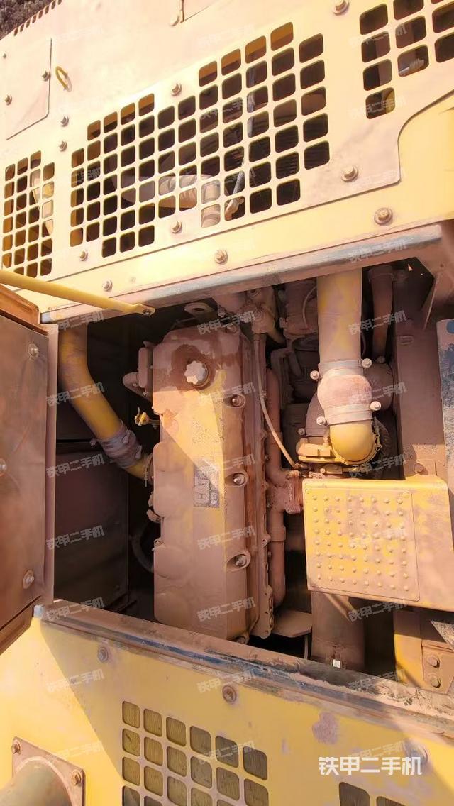 发动机整体俯视（整机外观）