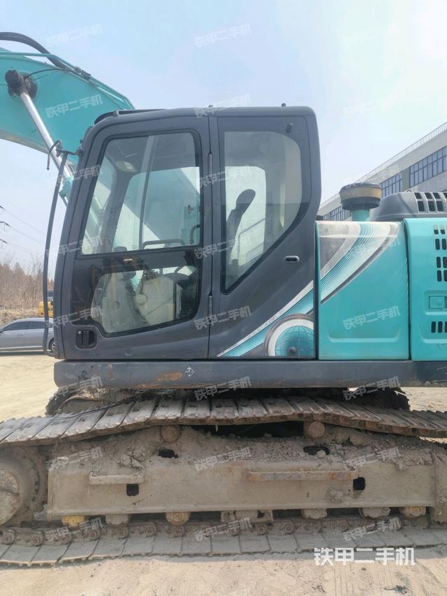 駕駛室正側（駕駛室部分）