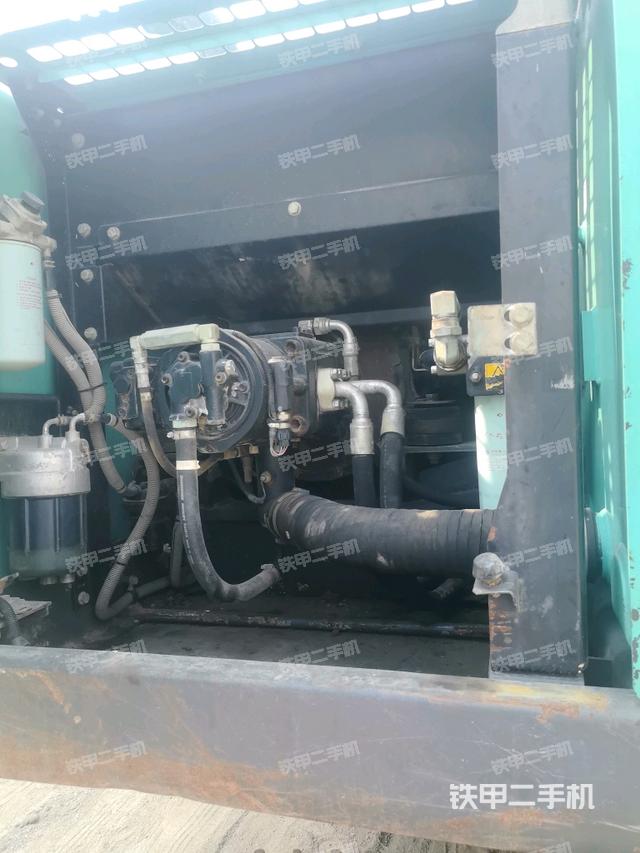 液壓泵室（大件艙室）