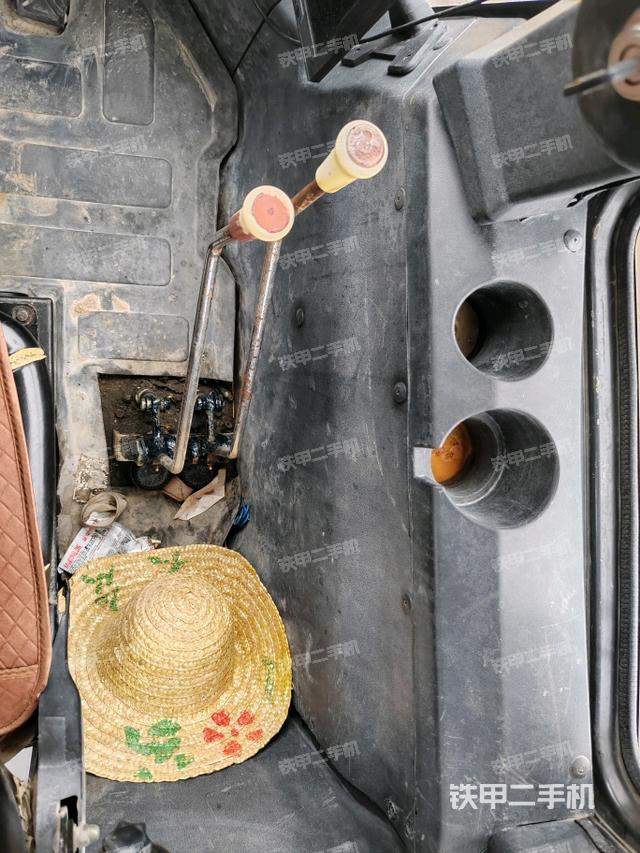 儀表盤(駕駛室部分) 儀表盤(駕駛室部分)