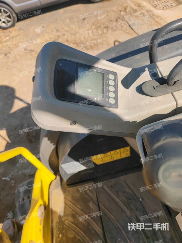 顯示屏?（駕駛室部分）