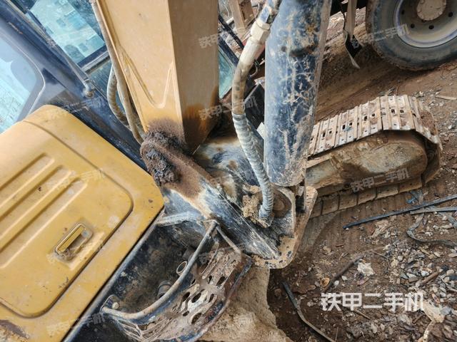 大臂根部?斜(工作和回轉(zhuǎn)裝置) 大臂根部?斜(工作和回轉(zhuǎn)裝置)