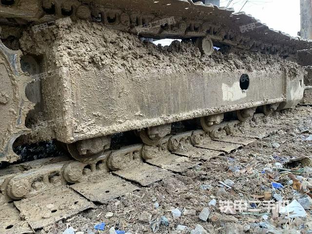 左導(dǎo)向輪（行走機(jī)構(gòu)）