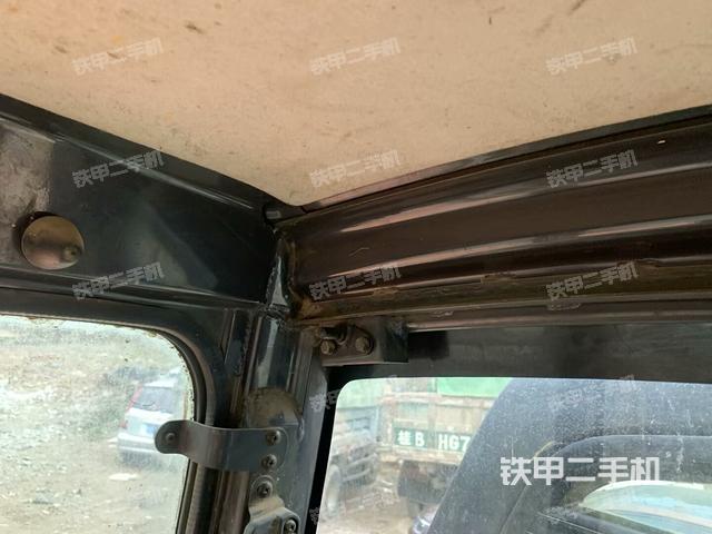 座椅后部（駕駛室部分）