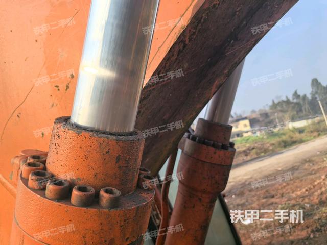 鏟斗45度(工作和回轉(zhuǎn)裝置) 鏟斗45度(工作和回轉(zhuǎn)裝置)
