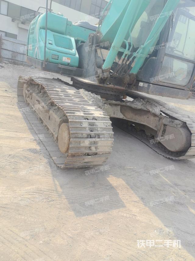 右側履帶整體（行走機構）