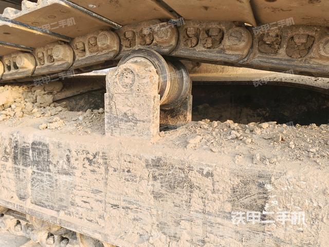 右側行走馬達蓋板(行走機構) 右側行走馬達蓋板(行走機構)