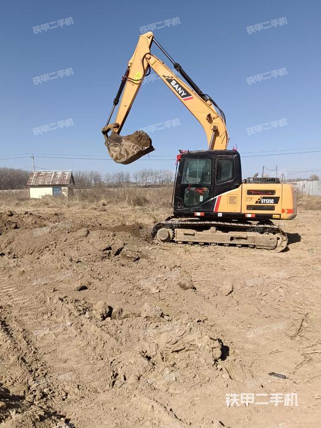整機右后45°(整機外觀) 整機右后45°(整機外觀)