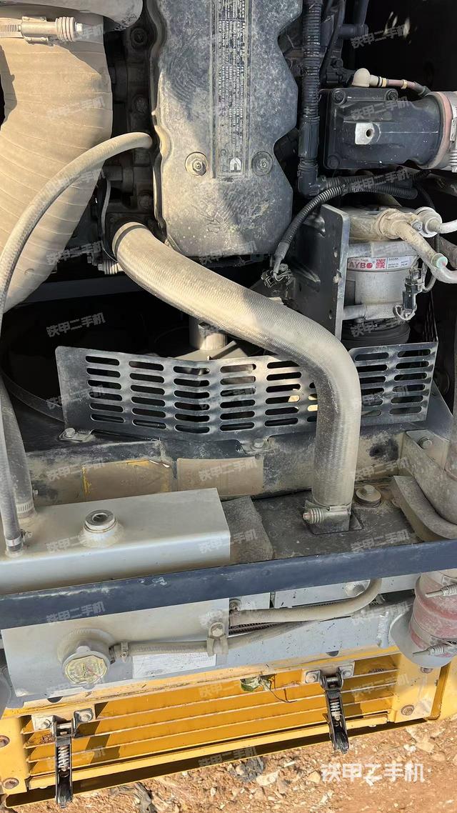 水箱+風扇特寫(上車部件) 水箱+風扇特寫(上車部件)
