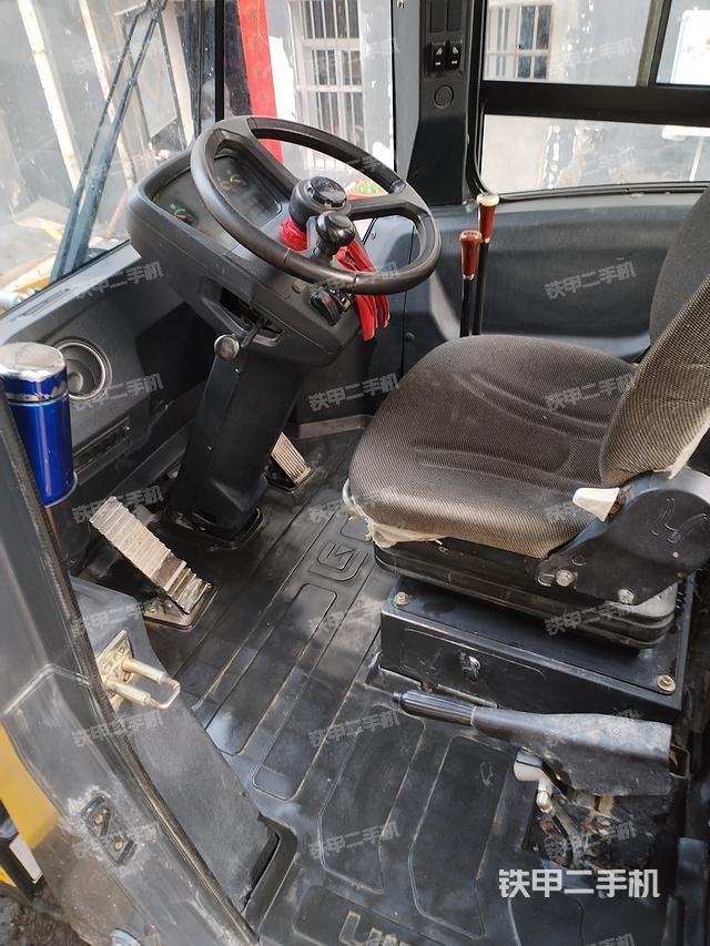 驾驶室工作台（整机外观及大件）