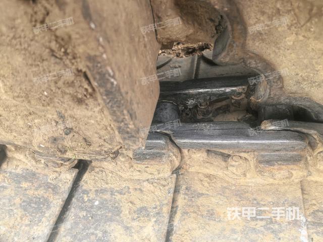 右驅動輪（行走機構）