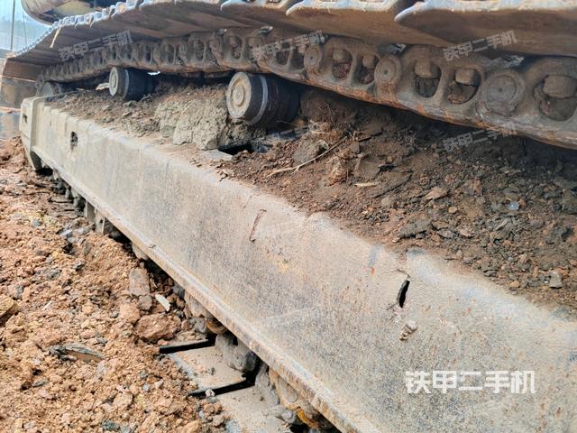 右驅(qū)動(dòng)輪(行走機(jī)構(gòu)) 右驅(qū)動(dòng)輪(行走機(jī)構(gòu))