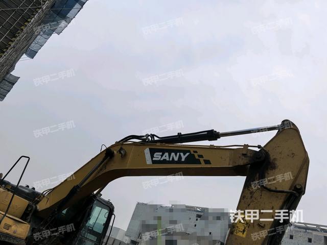 大臂整體?右側(cè)(工作和回轉(zhuǎn)裝置) 大臂整體?右側(cè)(工作和回轉(zhuǎn)裝置)