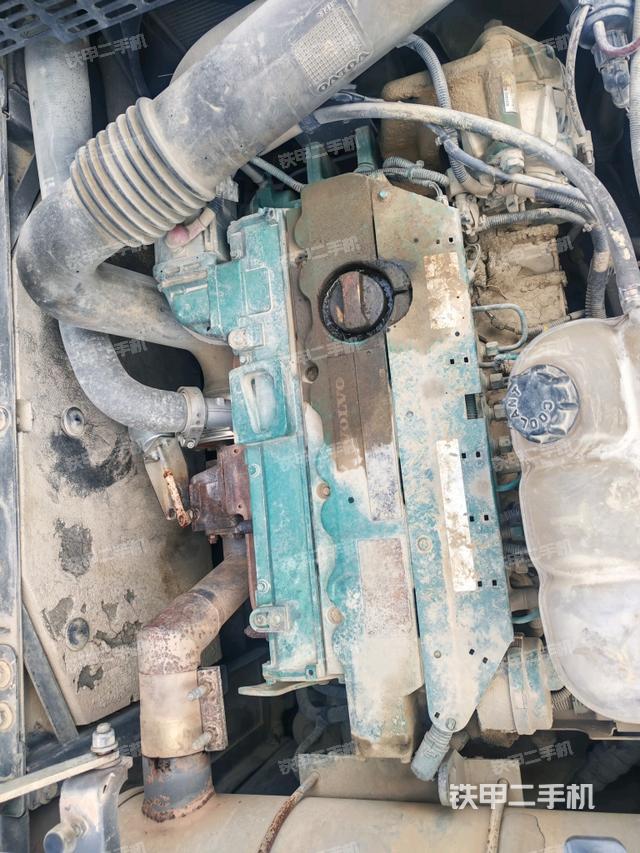 發(fā)動(dòng)機(jī)室(上車部件) 發(fā)動(dòng)機(jī)室(上車部件)