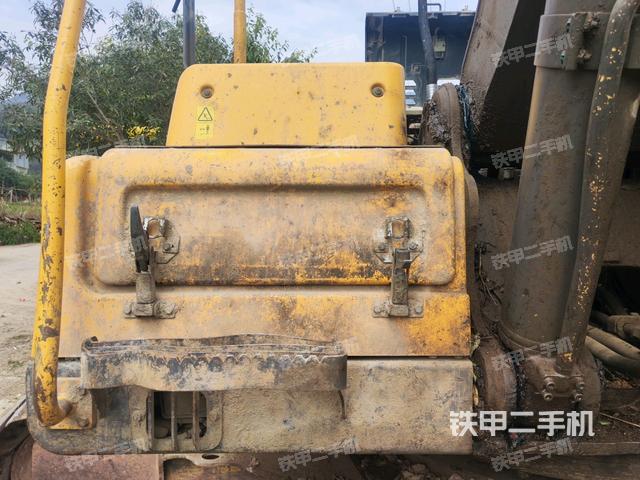 鏟斗45度(工作和回轉(zhuǎn)裝置) 鏟斗45度(工作和回轉(zhuǎn)裝置)