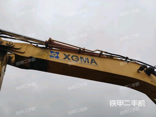 大臂整體?右側(cè)(工作和回轉(zhuǎn)裝置) 大臂整體?右側(cè)(工作和回轉(zhuǎn)裝置)