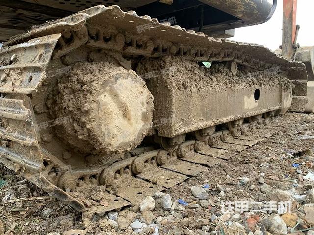 左側(cè)履帶整體?（行走機(jī)構(gòu)）