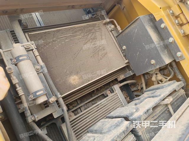 散熱器正面（大件艙室）