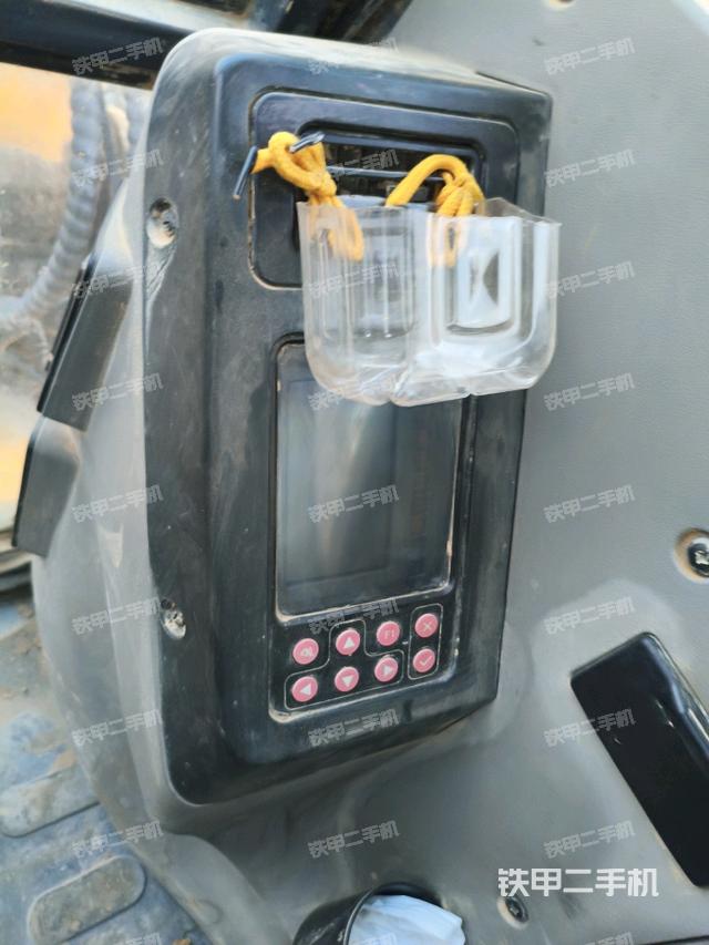 顯示屏?(駕駛室部分) 顯示屏?(駕駛室部分)