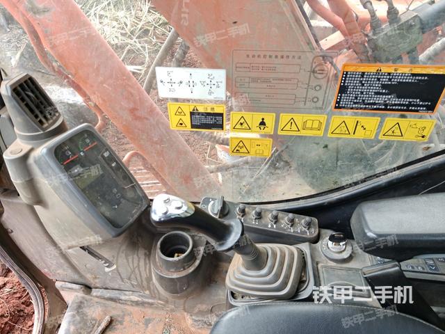 座椅后部（駕駛室部分）