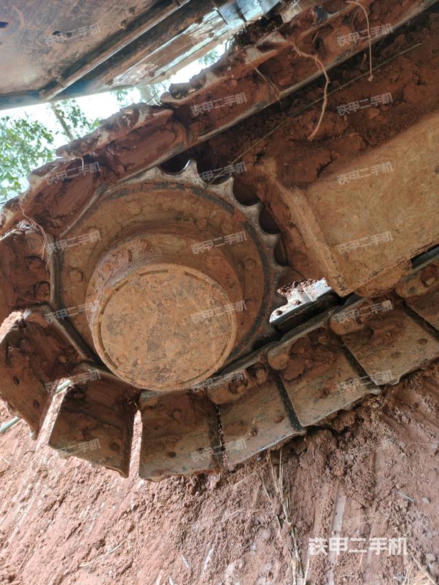 左導(dǎo)向輪（行走機(jī)構(gòu)）