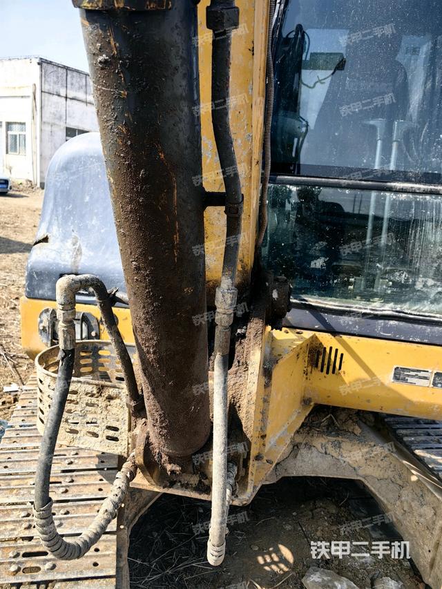 大臂根部?斜（工作和回轉裝置）