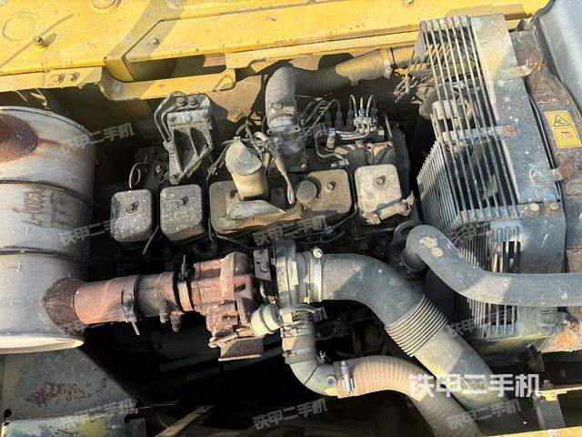 發(fā)動機(jī)整體俯視（整機(jī)外觀）