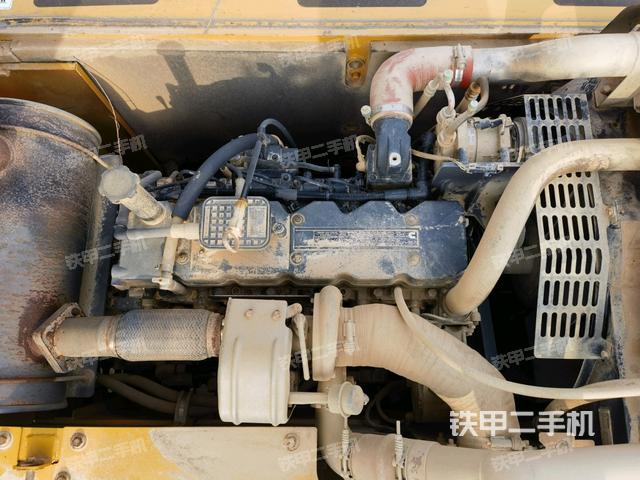 發(fā)動機整體俯視(整機外觀) 發(fā)動機整體俯視(整機外觀)