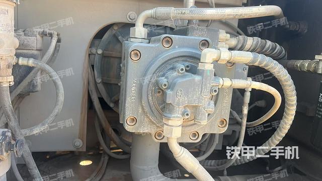 液壓泵室（大件艙室）