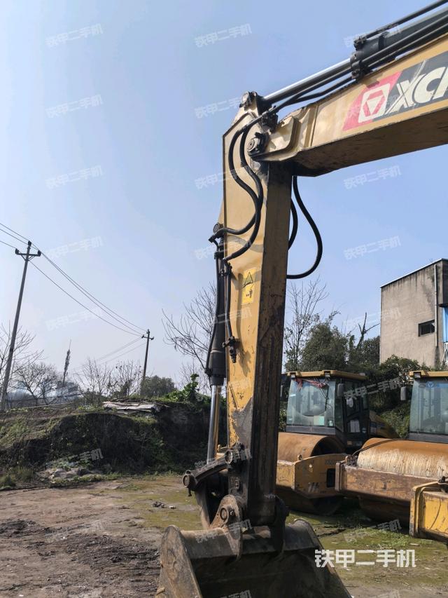 小臂整體左后（工作和回轉(zhuǎn)裝置）