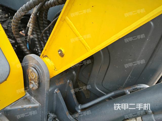 大臂根部?斜(工作和回轉(zhuǎn)裝置) 大臂根部?斜(工作和回轉(zhuǎn)裝置)