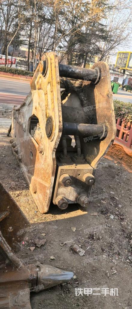 右后45(整機外觀) 右后45(整機外觀)