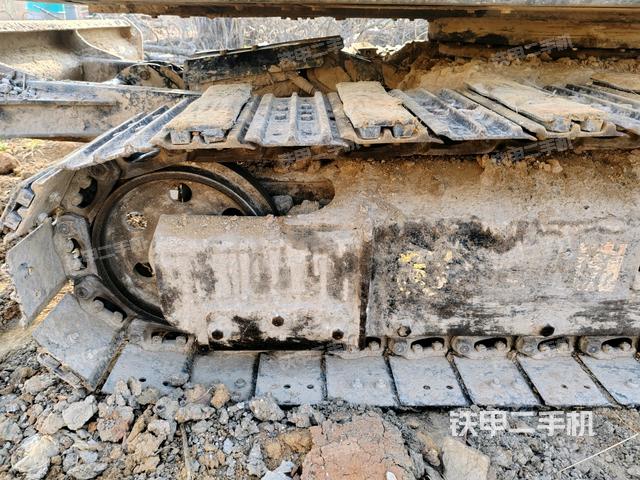 左導(dǎo)向輪（行走機(jī)構(gòu)）