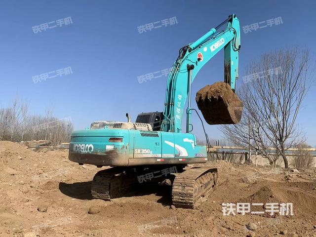 整機(jī)右后45°(整機(jī)外觀(guān)) 整機(jī)右后45°(整機(jī)外觀(guān))