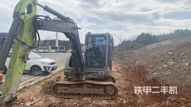 驾驶室整体（整机外观）