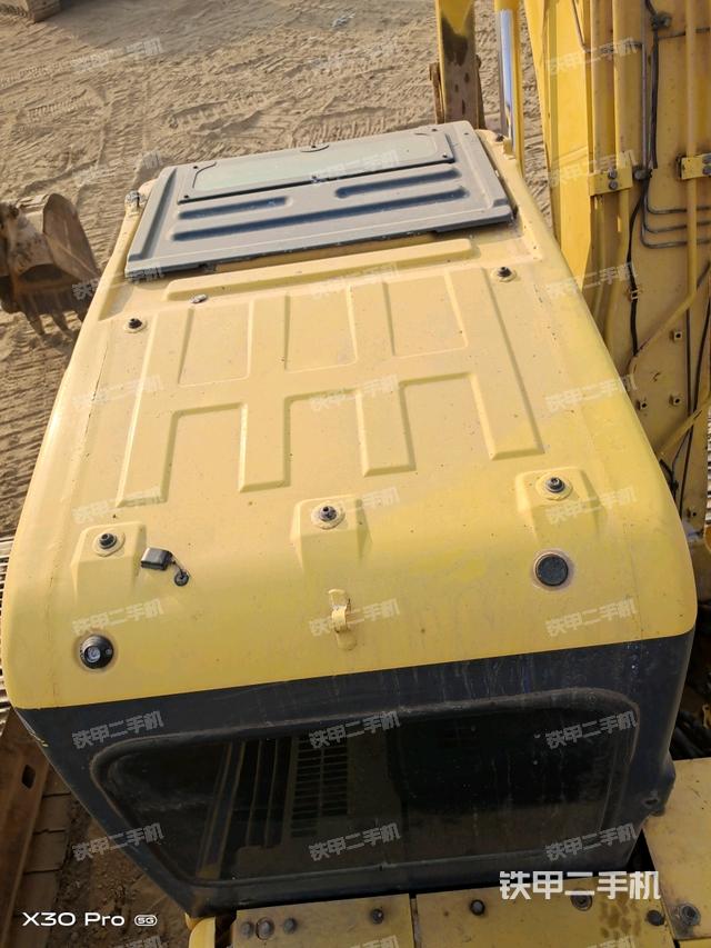 駕駛室頂部（整機(jī)外觀）