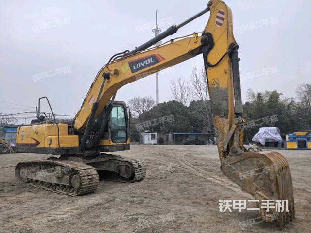 右前45(整機(jī)外觀) 右前45(整機(jī)外觀)
