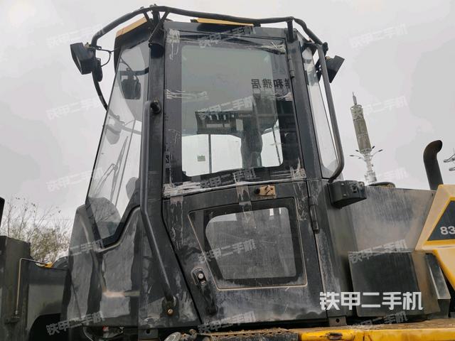 駕駛室頂部 外（駕駛室部分）