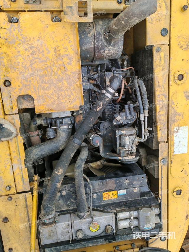 發(fā)動(dòng)機(jī)整體俯視（整機(jī)外觀）